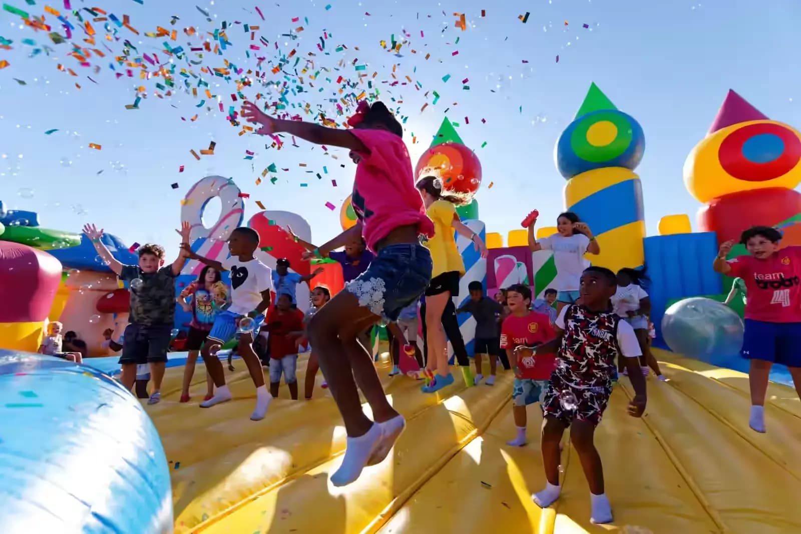 /img/attractions/bounce-house/5.webp