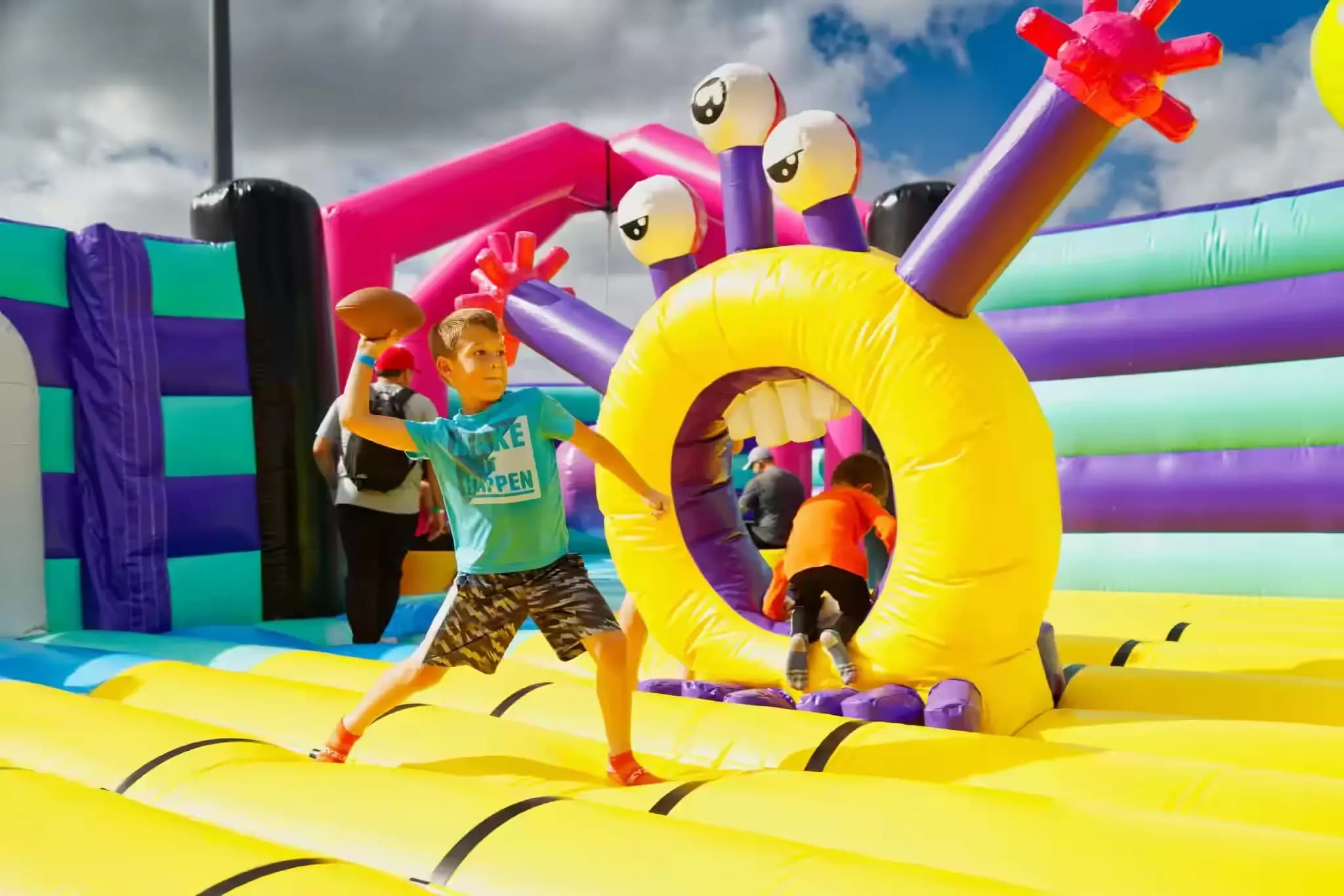 /img/attractions/sport-slam/3.webp